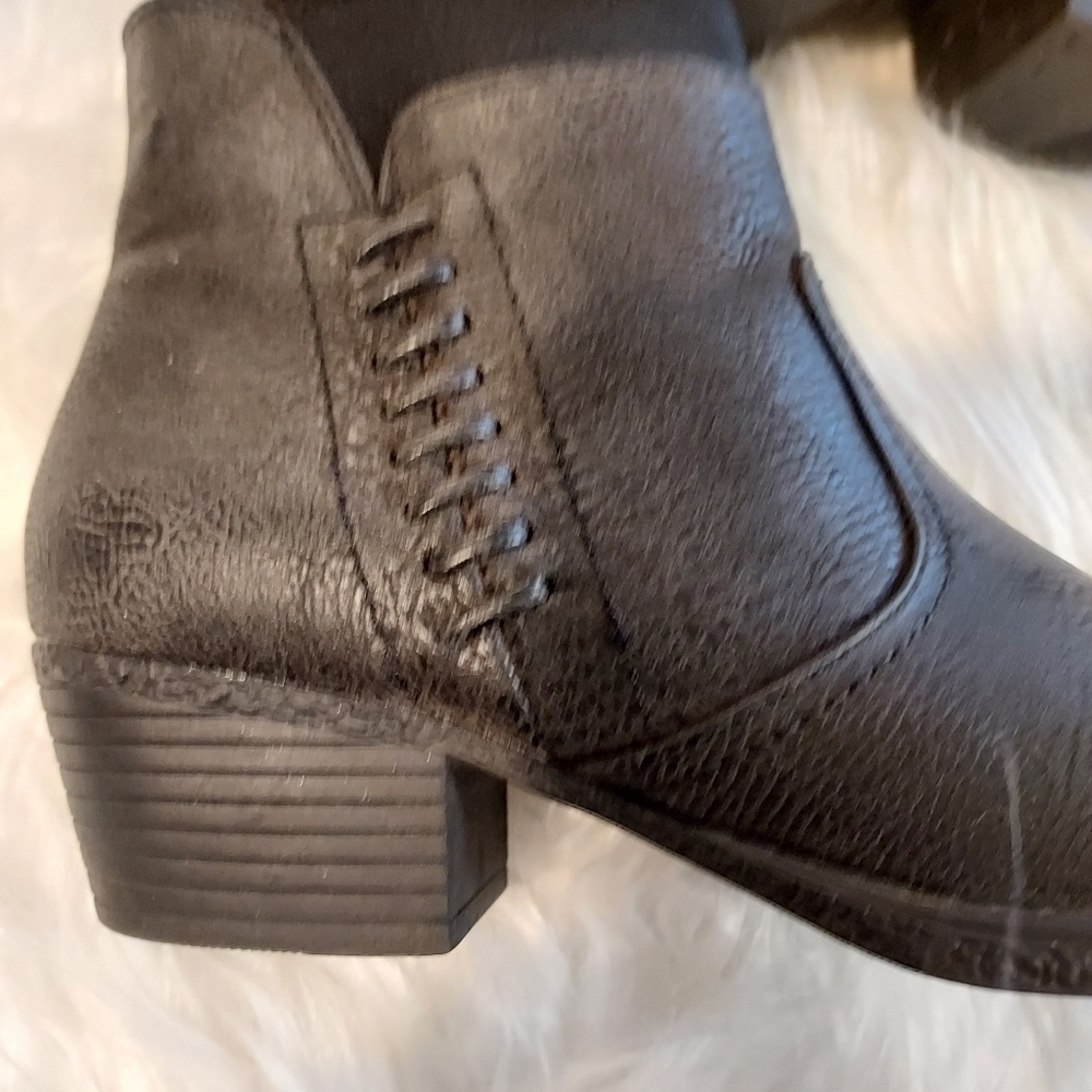 Vintage 7 EIGHT Black ankle booties sz 6M - Picture 7 of 9